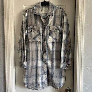 NWOT Aerie Blue Flannel Oversized Shacket | Color: Blue/Cream | Size: M